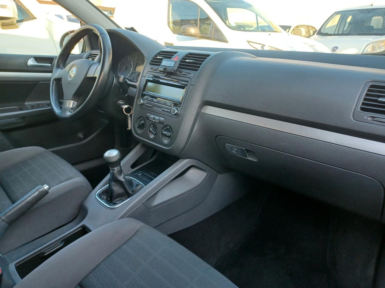 Volkswagen Golf 1.9 TDI 5p. Comfortline