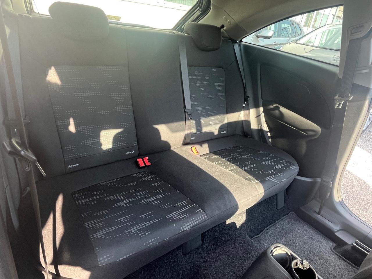 Opel Corsa 1.2 3 porte CATENA FATTA - OK NEOPATENTI