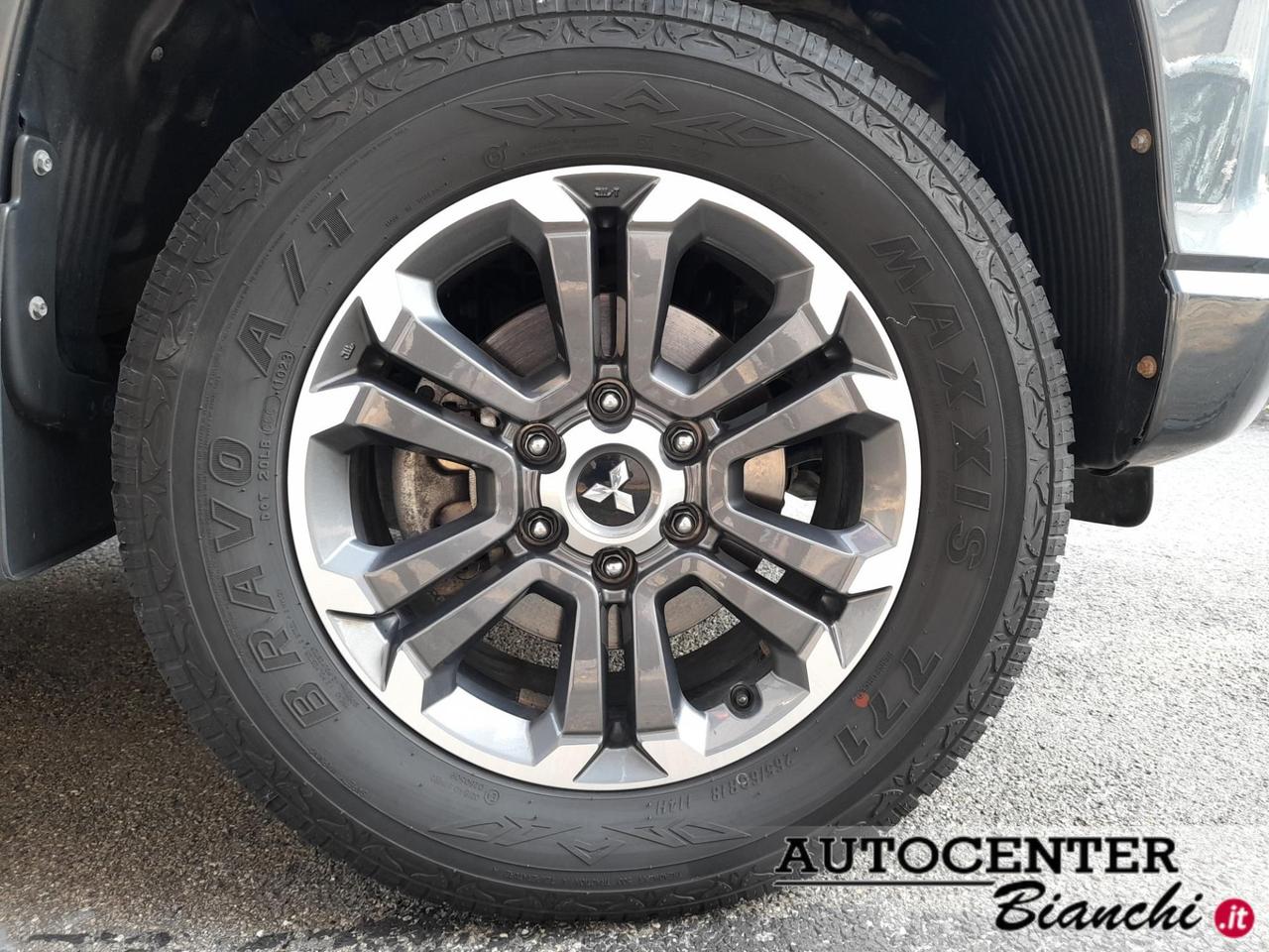 Mitsubishi L200 Club Cab L200 Club cab 2.3d Hurricane 4wd 150cv
