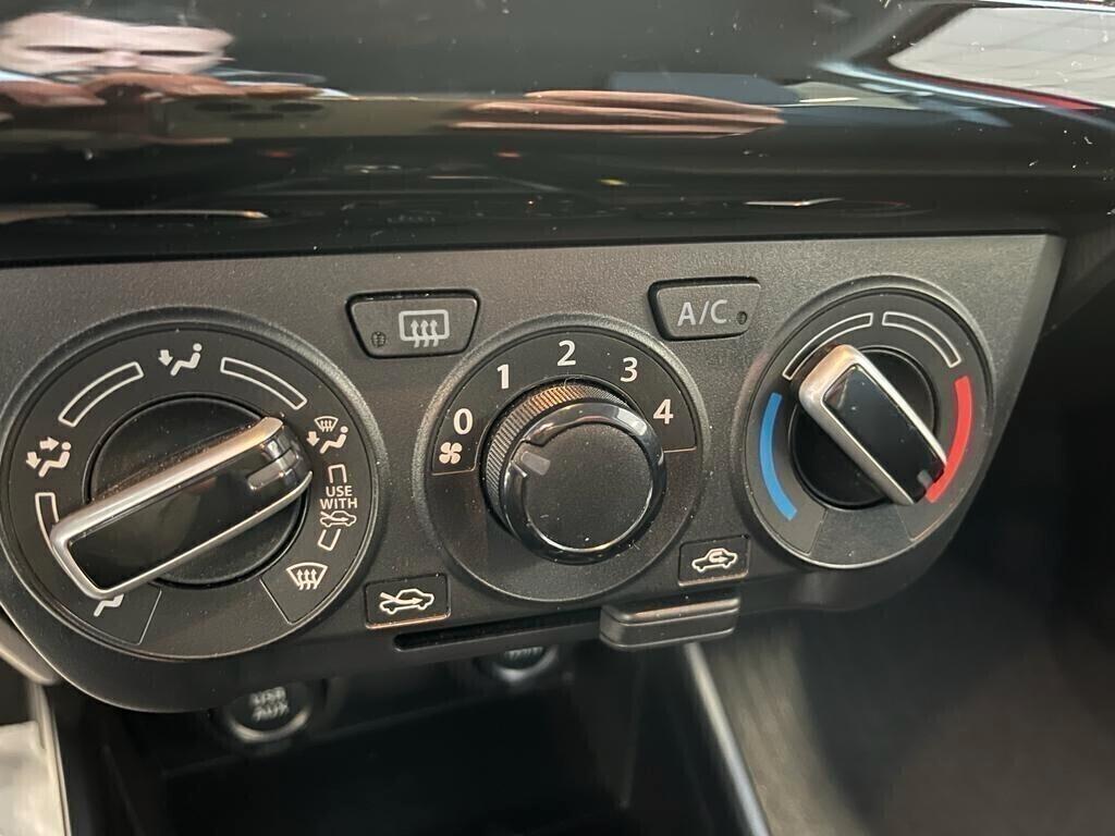 Suzuki Swift COOL 1.2 Hybrid 5p. UNICO PR.