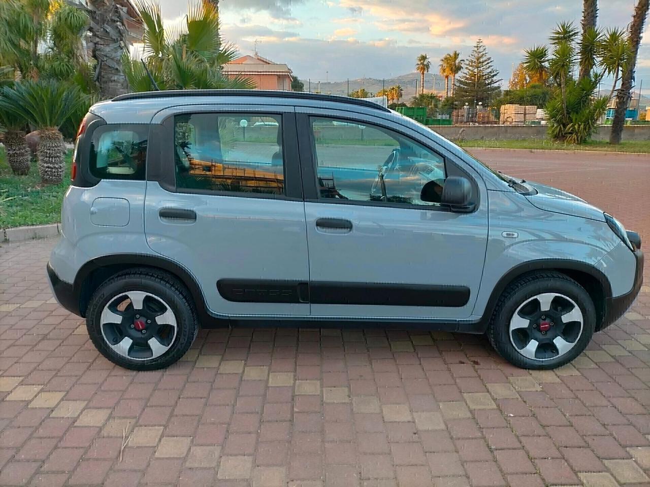 Fiat Panda 1.0 FireFly S&S Hybrid City Cross