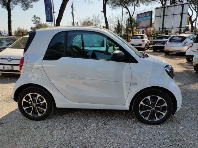 SMART ForTwo 1.0 ANDROID AUTO,CRUISE,CERCHI LEGA,CLIMA ..