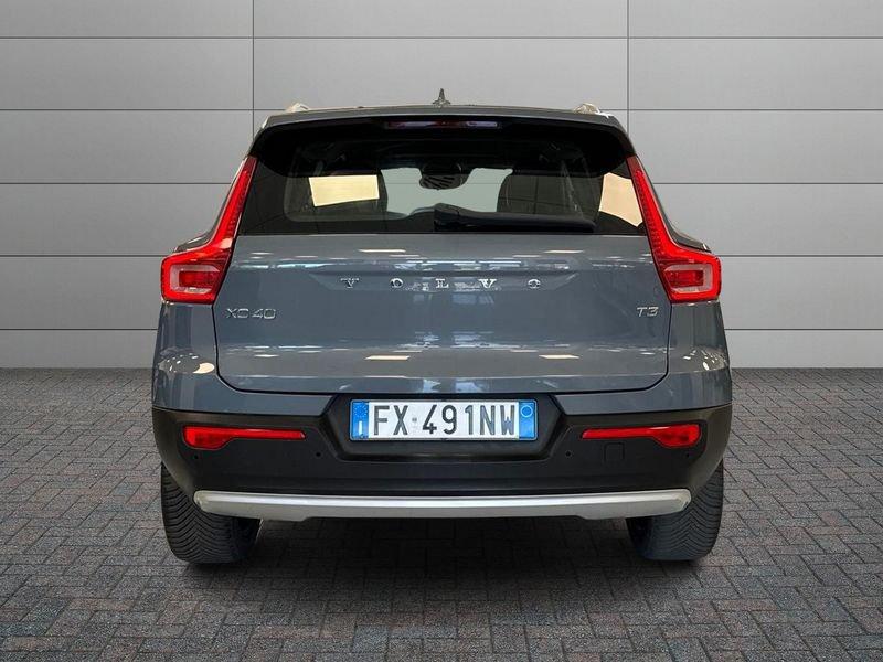 Volvo XC40 T3 Momentum