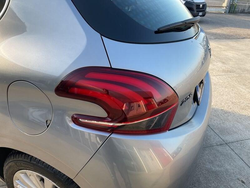 Peugeot 208 BlueHDi 100 5 porte Allure