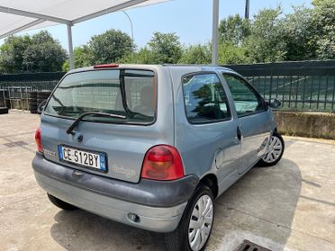 Renault Twingo 1.2i benzina neopatentati