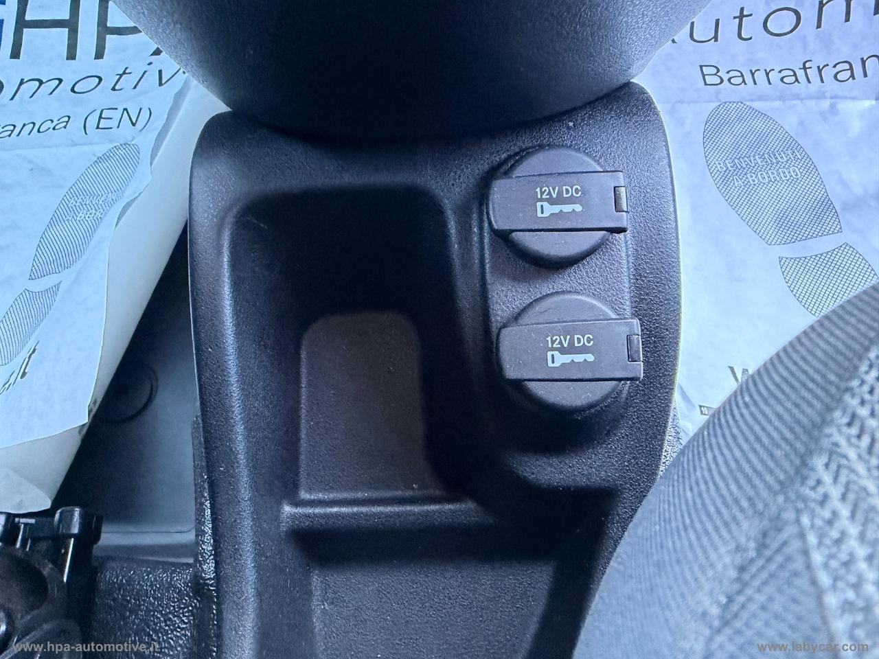 FIAT Doblò 1.6 MJT 120CV MAXI 3 POSTI NAVI RETROCAMERA CLIMA AUTOMATICO