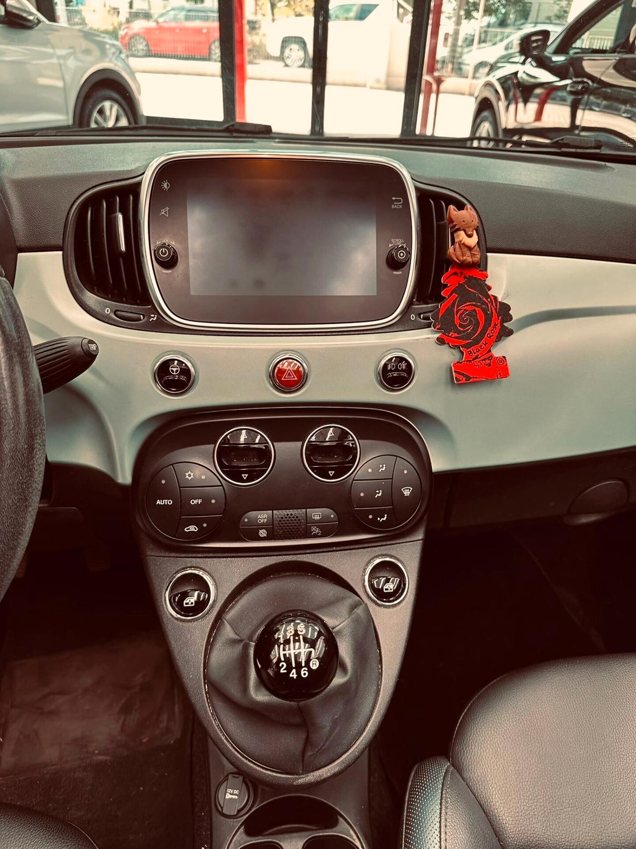 Fiat 500 C 1.0 Hybrid Launch Edition