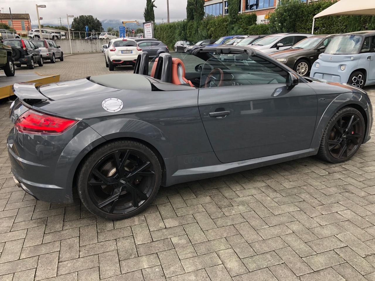Audi TT TTS Roadster TFSI quattro S tronic 20 anniversary
