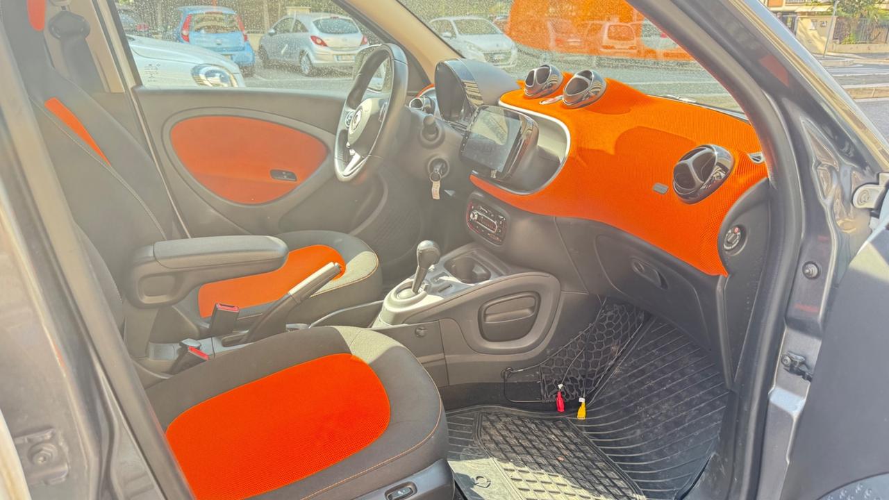 Smart ForFour 90 0.9 Turbo Passion LED NAVI CAR PLAY PDC CERCHI 15 BLUETOOTH
