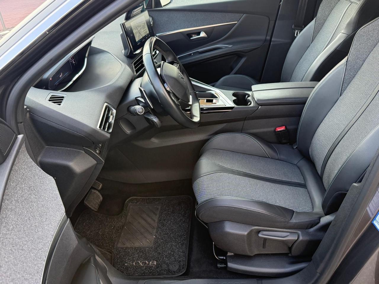 Peugeot 3008 BlueHDi 130 EAT8 Allure Pack - 2023