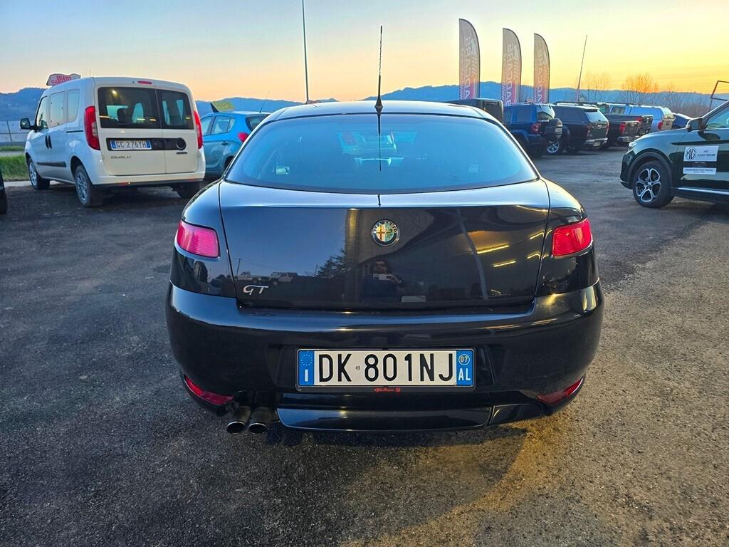 Alfa Romeo GT 1.9 JTDM 150CV Black Line DA COLLEZI
