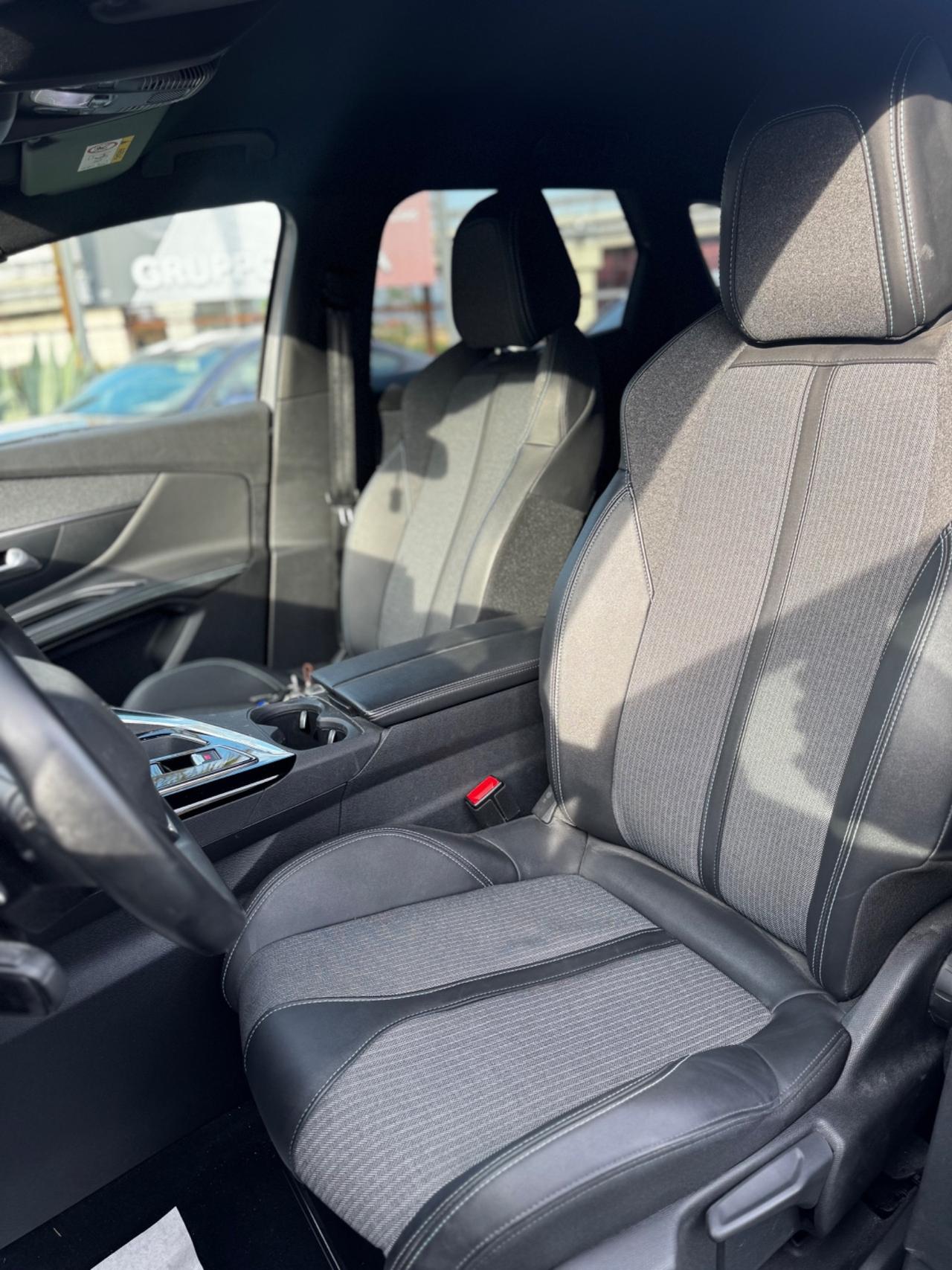 Peugeot 3008 BlueHDi 130 S&S EAT8 Allure Pack