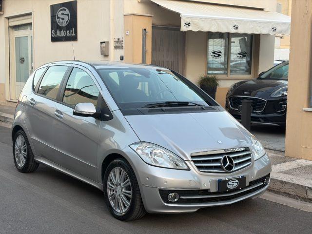 MERCEDES-BENZ A 180 CDI Aut. Elegance