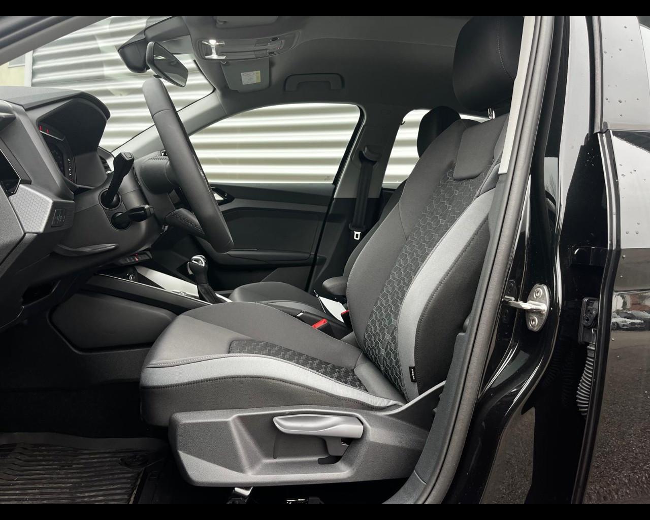 AUDI A1 SPORTBACK 30 TFSI S TRONIC S LINE EDITION