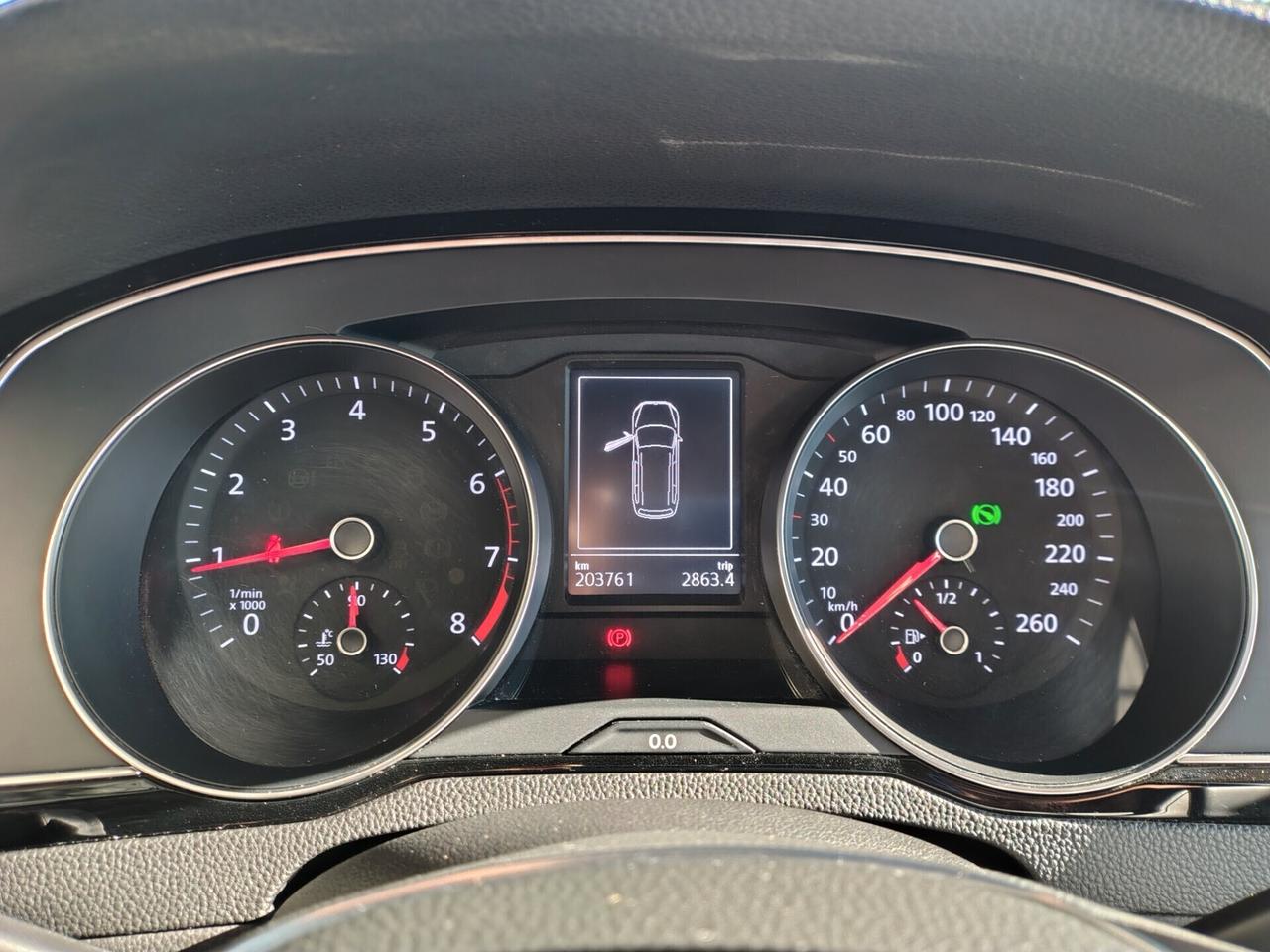 Volkswagen Passat 1.4 TSI DSG 2019 Trendline BlueMotion Technology