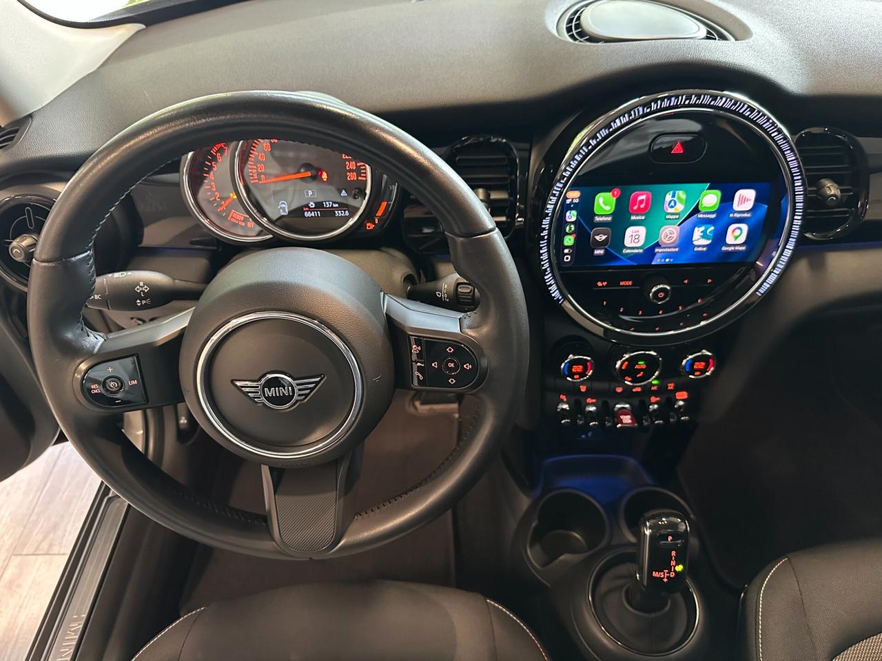 Mini Cooper 5p 1.5 Autom