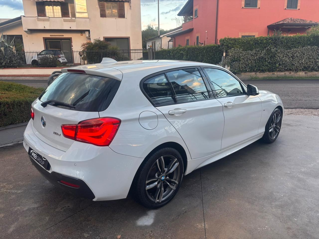 Bmw 118 118d 5p. Msport