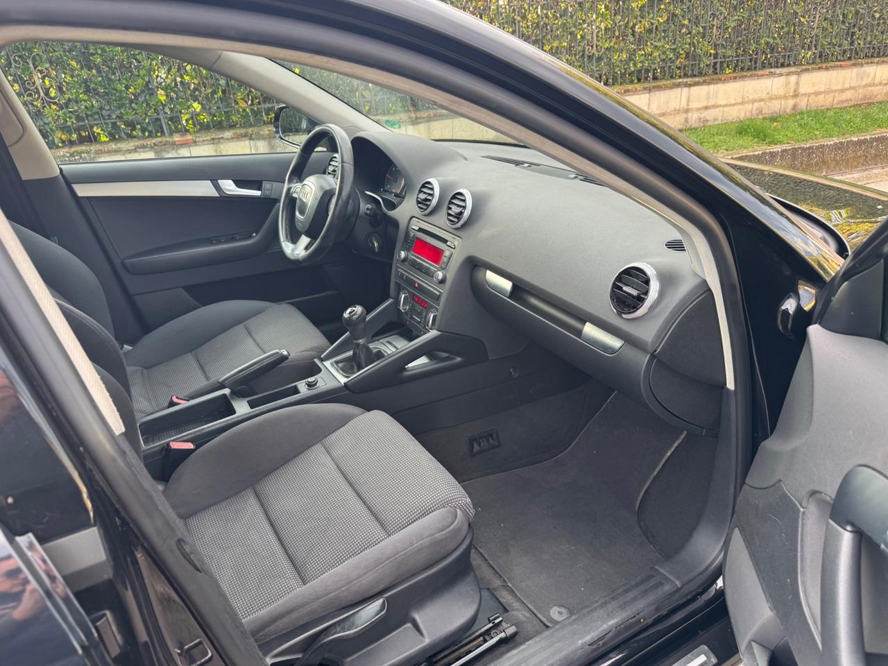 Audi A3 SPB 1.6 TDI 105 CV CR Ambition