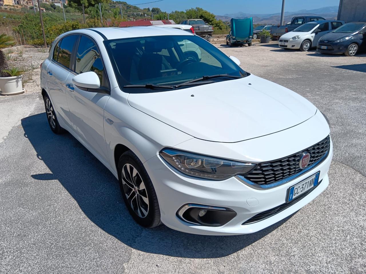 Fiat Tipo 1.6 Mjt S&S 5 porte Mirror