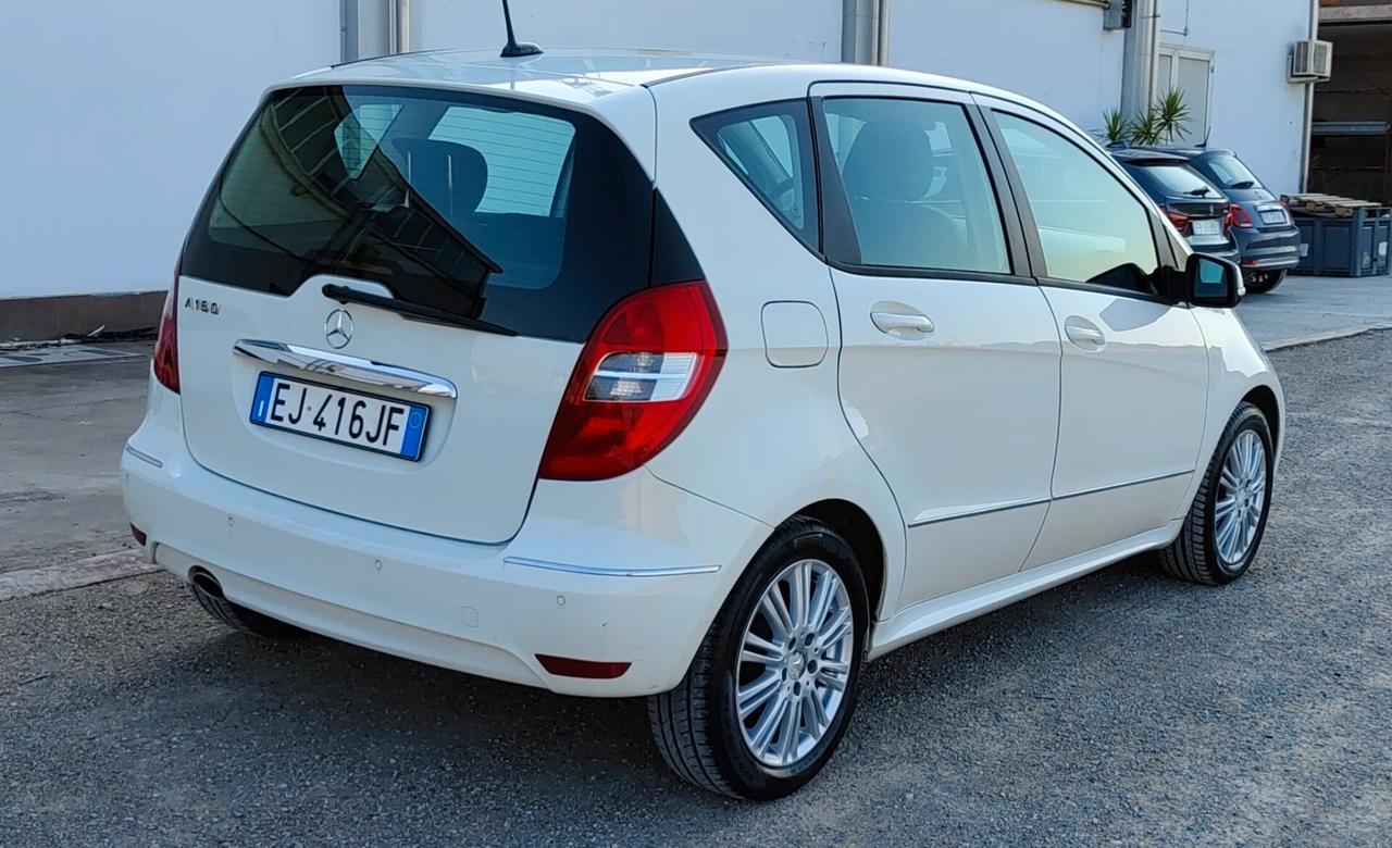 Mercedes-benz A 160 BlueEFFICIENCY Coupé Special Edition