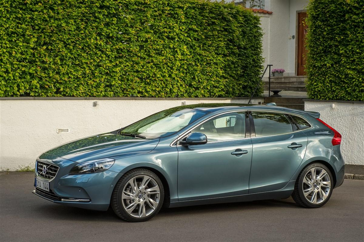 VOLVO V40 II 2012 - V40 2.0 d2 eco Business my17