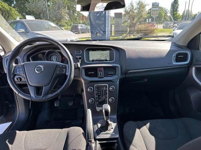 VOLVO V40 D2 'eco' Momentum