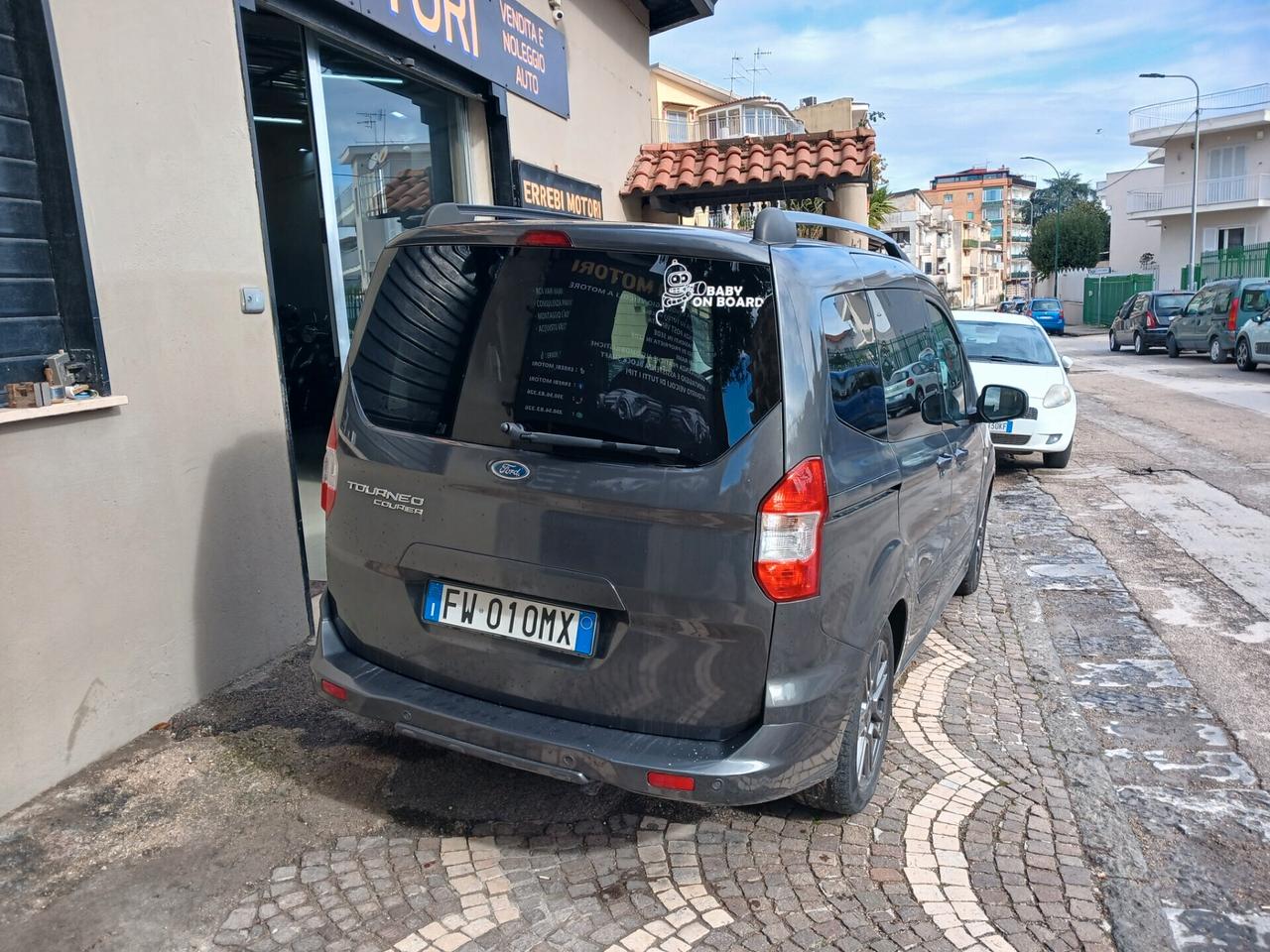 Ford Tourneo Courier 1.0 EcoBoost 100 CV Sport