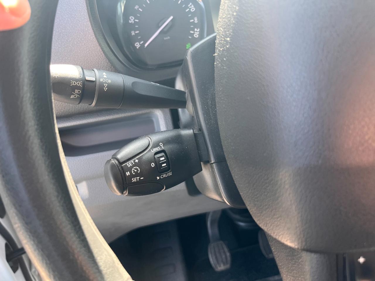 Peugeot EXPERT 1.5 BlueHDi 120CV PREMIUM - FURGONE PASSO MEDIO