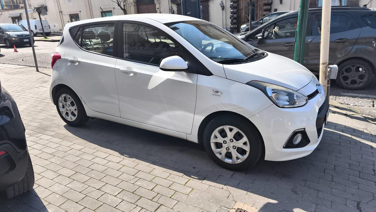 Hyundai i10 1.0 MPI BENZINA MOTORE NUOVO 2014 USATO