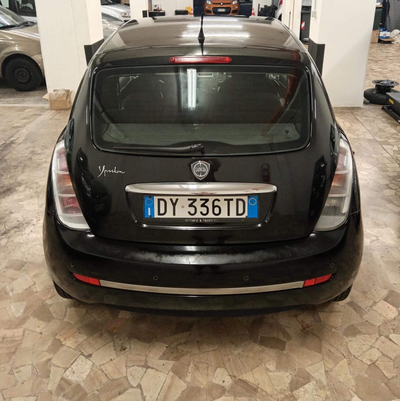 Lancia Ypsilon 1.4 E-Collection Ecochic GPL