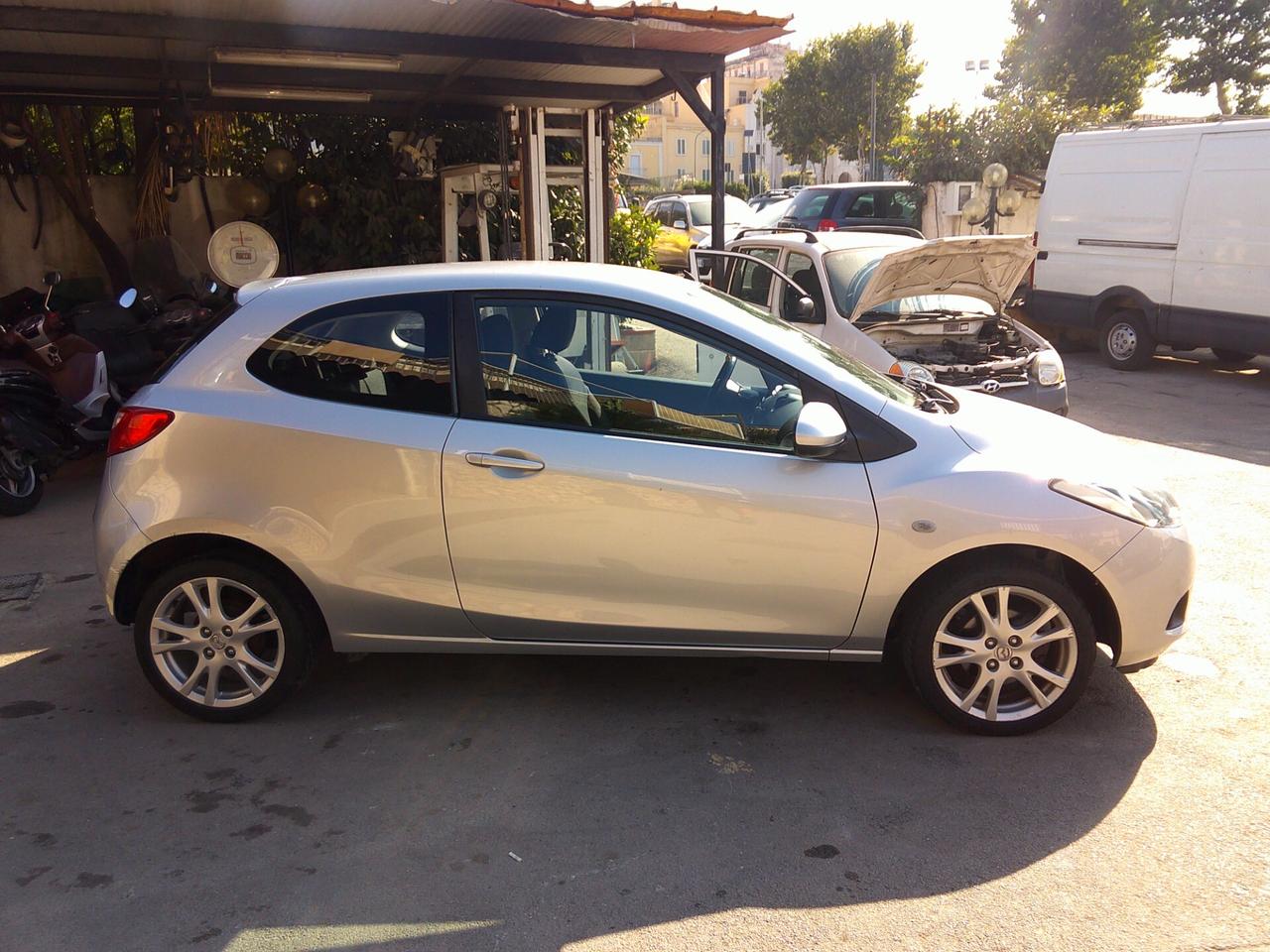 Mazda 2 1.3 BENZINA FULL 08