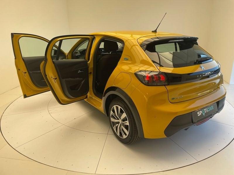 Peugeot 208 e- Active Pack 100kW