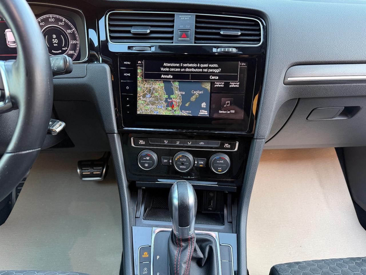 Volkswagen Golf GTI Performance 2.0 245 CV TSI DSG 3p. BMT