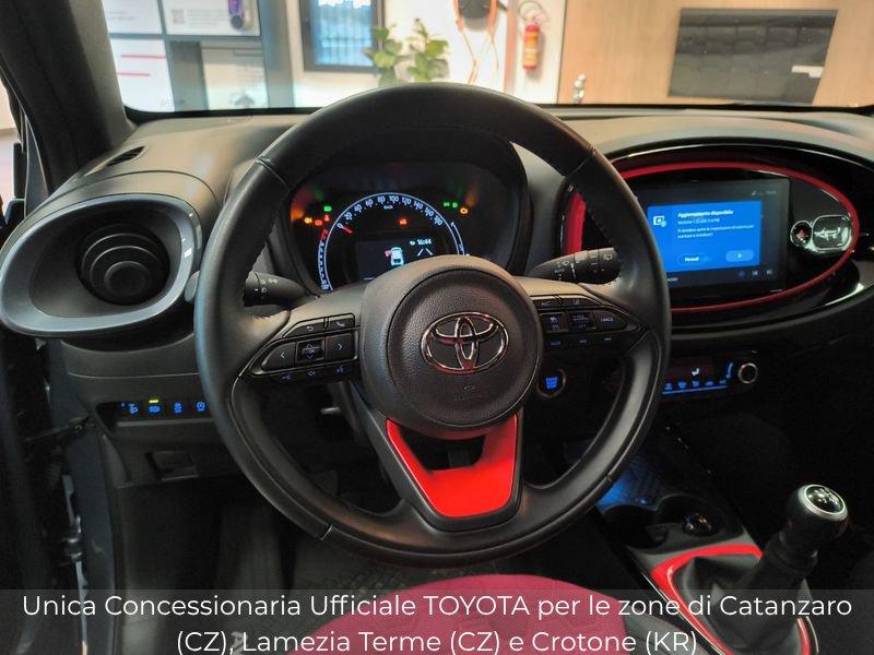 Toyota Aygo X Aygo X 1.0 VVT-i 72 CV 5p. Undercover