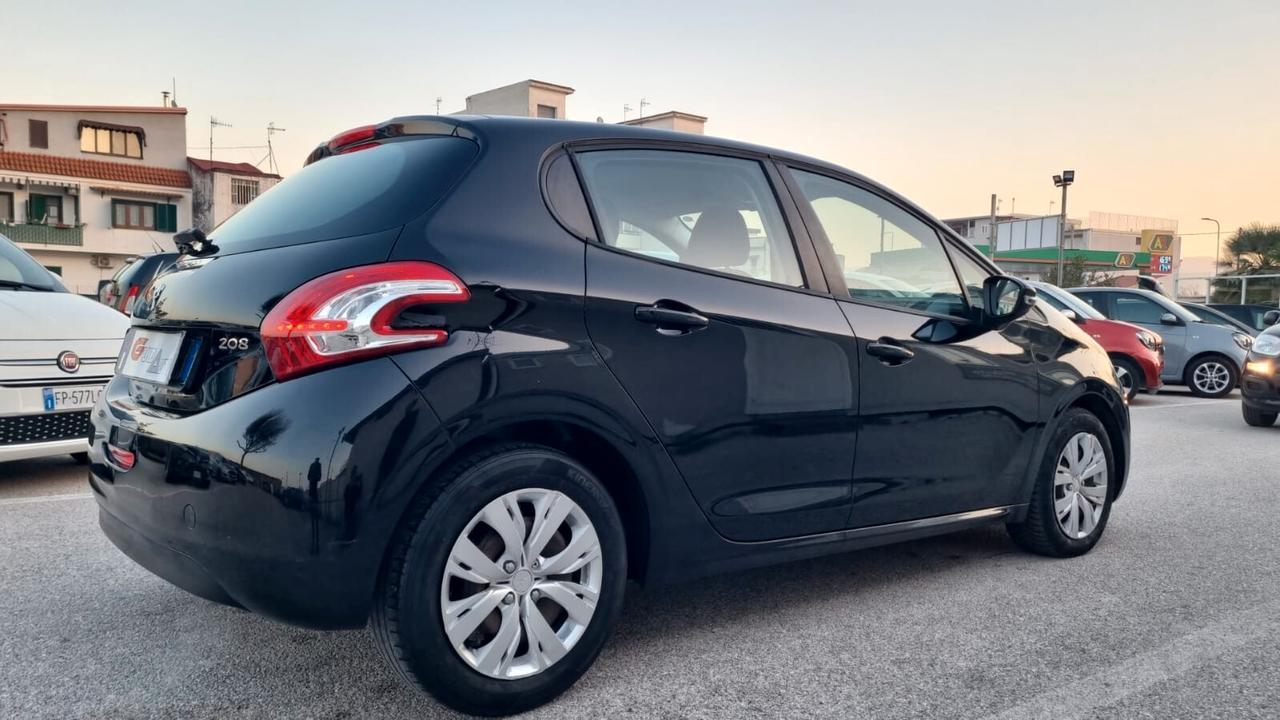 Peugeot 208 1.0 VTi 68 CV 5 porte Active-50KW