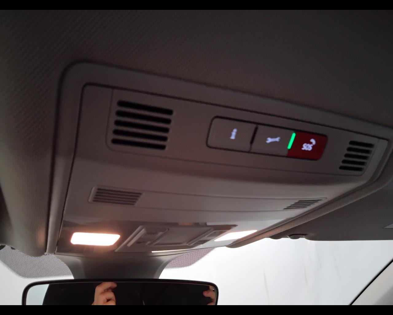 VOLKSWAGEN T-Cross 2019 - T-Cross 1.0 tsi Style 110cv