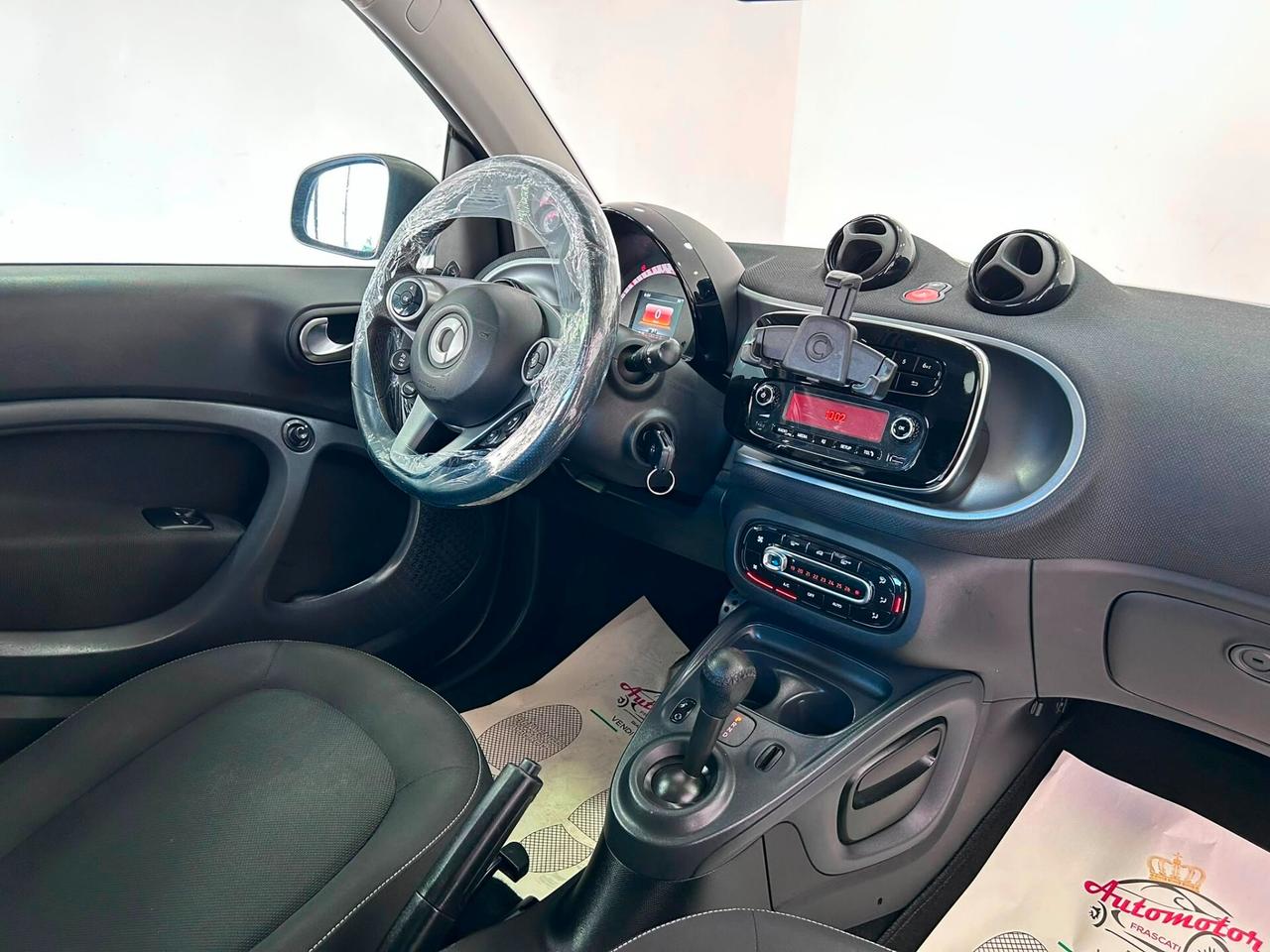 Smart ForTwo 70 1.0 twinamic Passion-LED-GARANTITA
