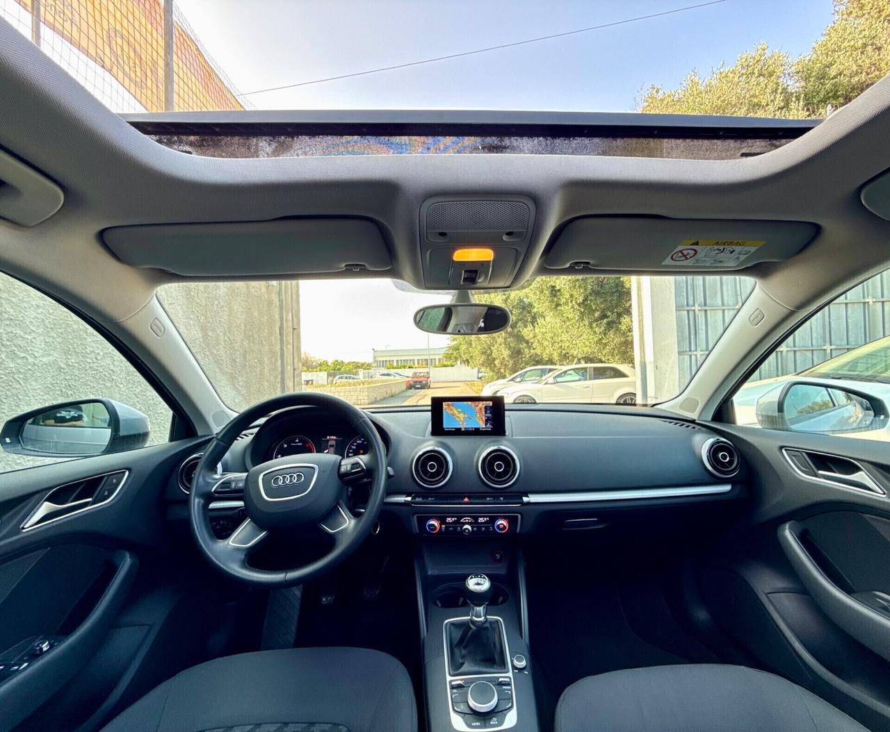Audi A3 1.6 TDI,TETTO APRIBILE ,Climatronic bizona,Navi,ecc.
