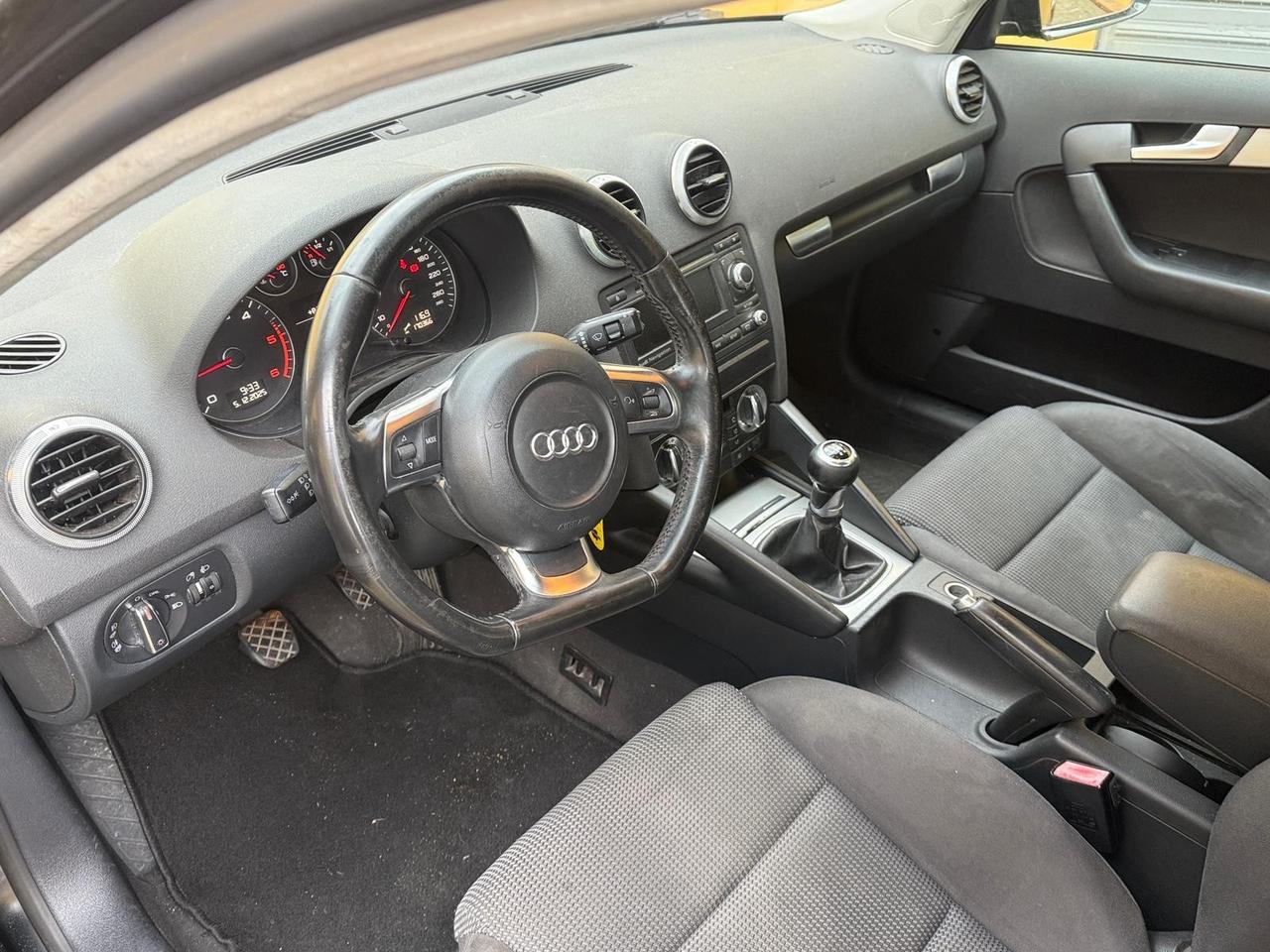 Audi A3 SPB 1.6 TDI 105 CV CR Ambition