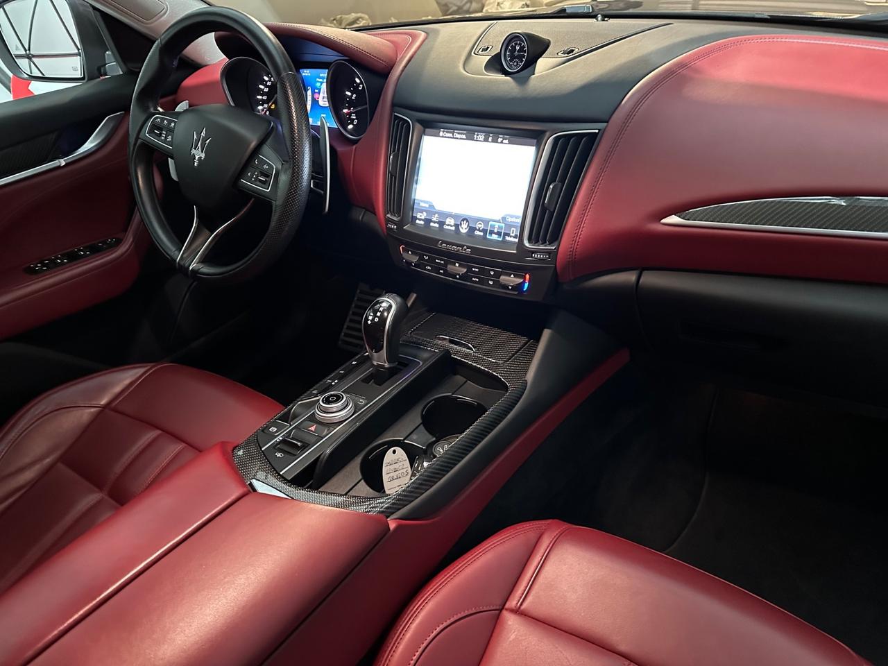 Maserati Levante V6 AWD Gransport