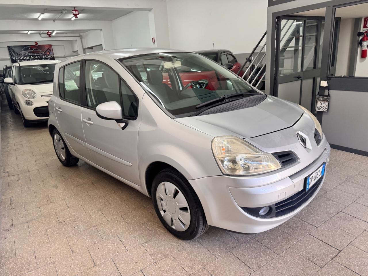 Renault Modus 1.2 Dynamique 130.000 Km - 2008