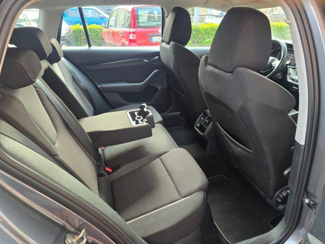 SKODA Octavia 2.0 TDI EVO Wagon PREZZO REALE Executive Navi LED+