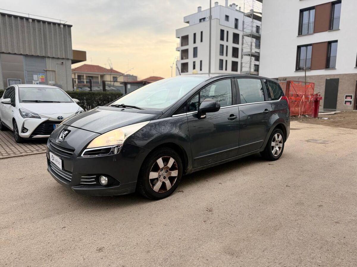 Peugeot 5008 1.6 thp 16v Active (tecno) 156cv