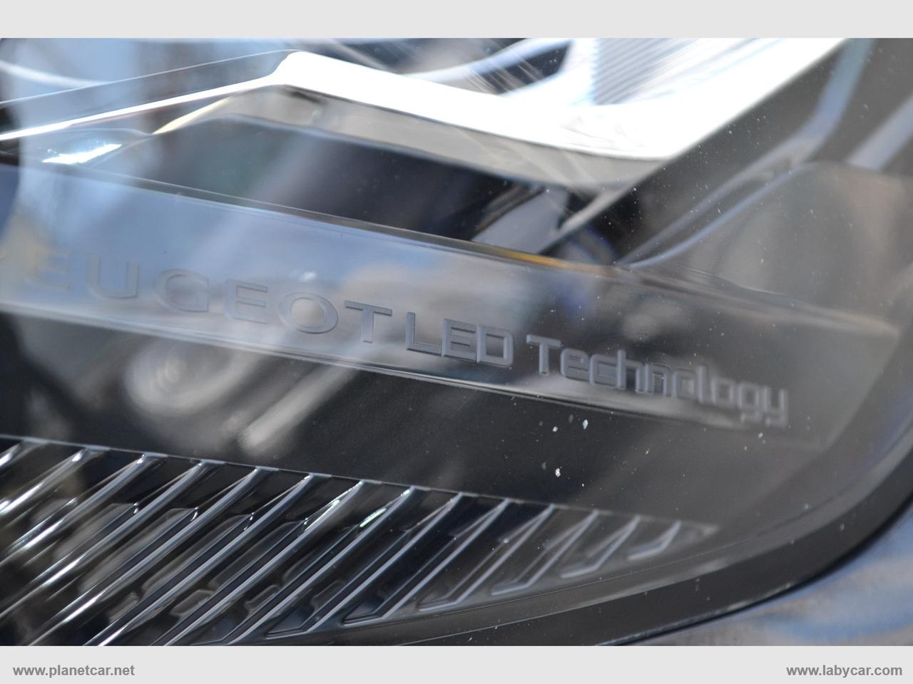 PEUGEOT 2008 BlueHDi 130 S&S EAT8 Allure