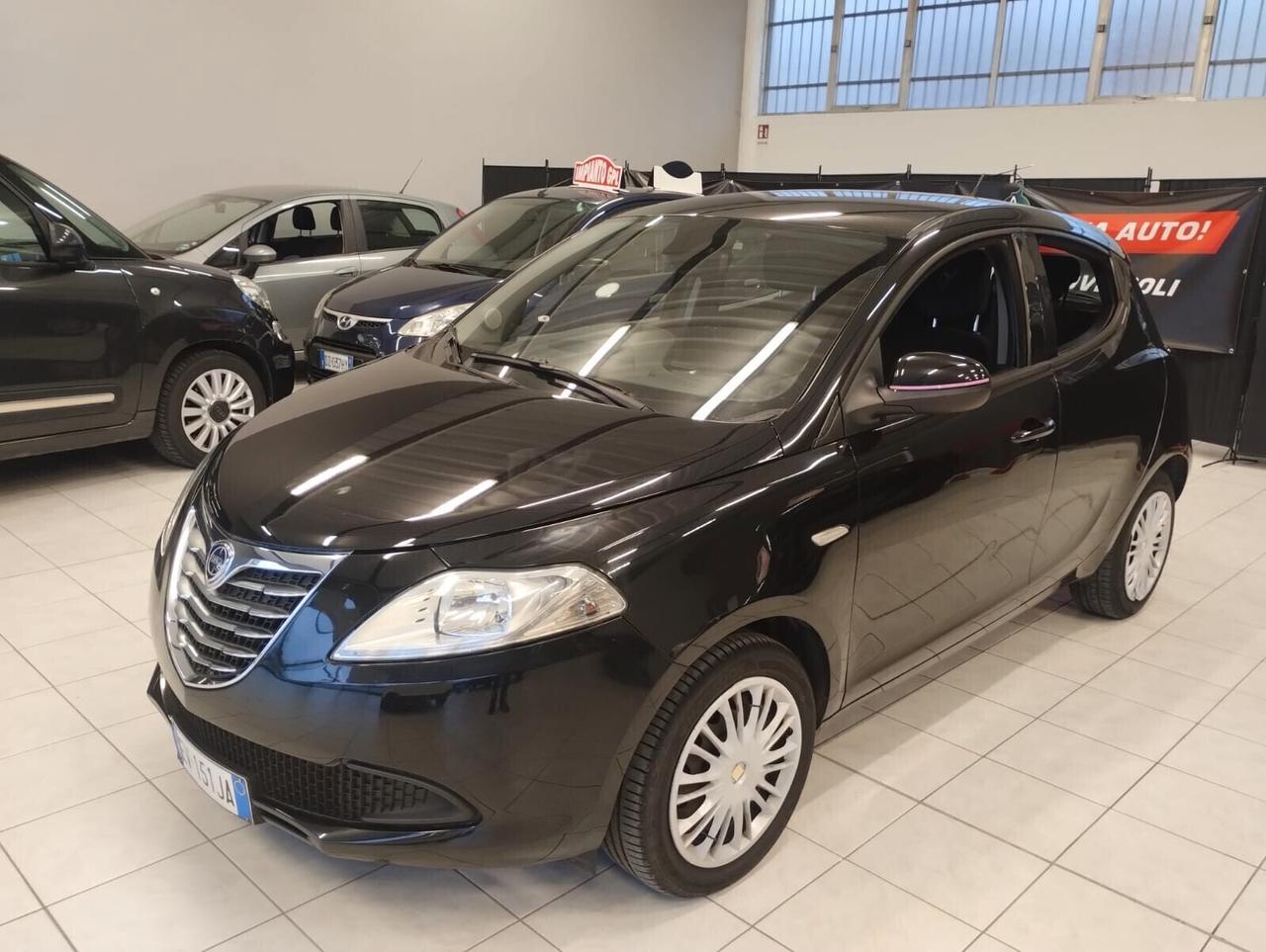 Lancia Ypsilon 1.2 69 CV 5 porte S&S Elefantino KM 136.000