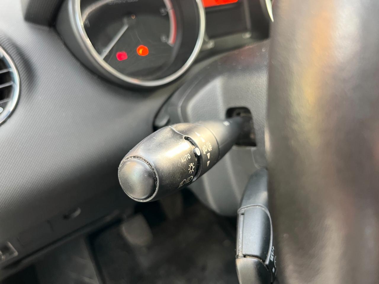 Peugeot 308 1.6 HDi 110CV SW Ciel Tecno