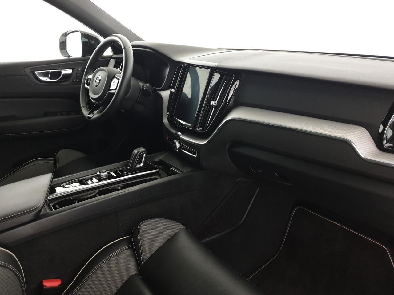 Volvo XC60 2.0 t8 te r-design awd 303cv geartronic my20