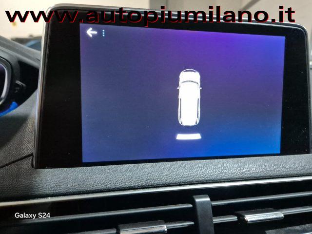 PEUGEOT 5008 BlueHDi 130 S&S EAT8 Allure