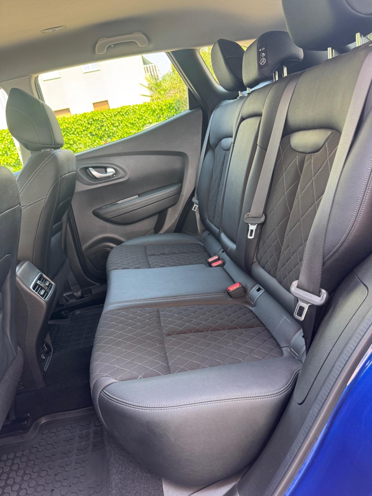 Renault Kadjar TCe 140CV EDC FAP Black Edition