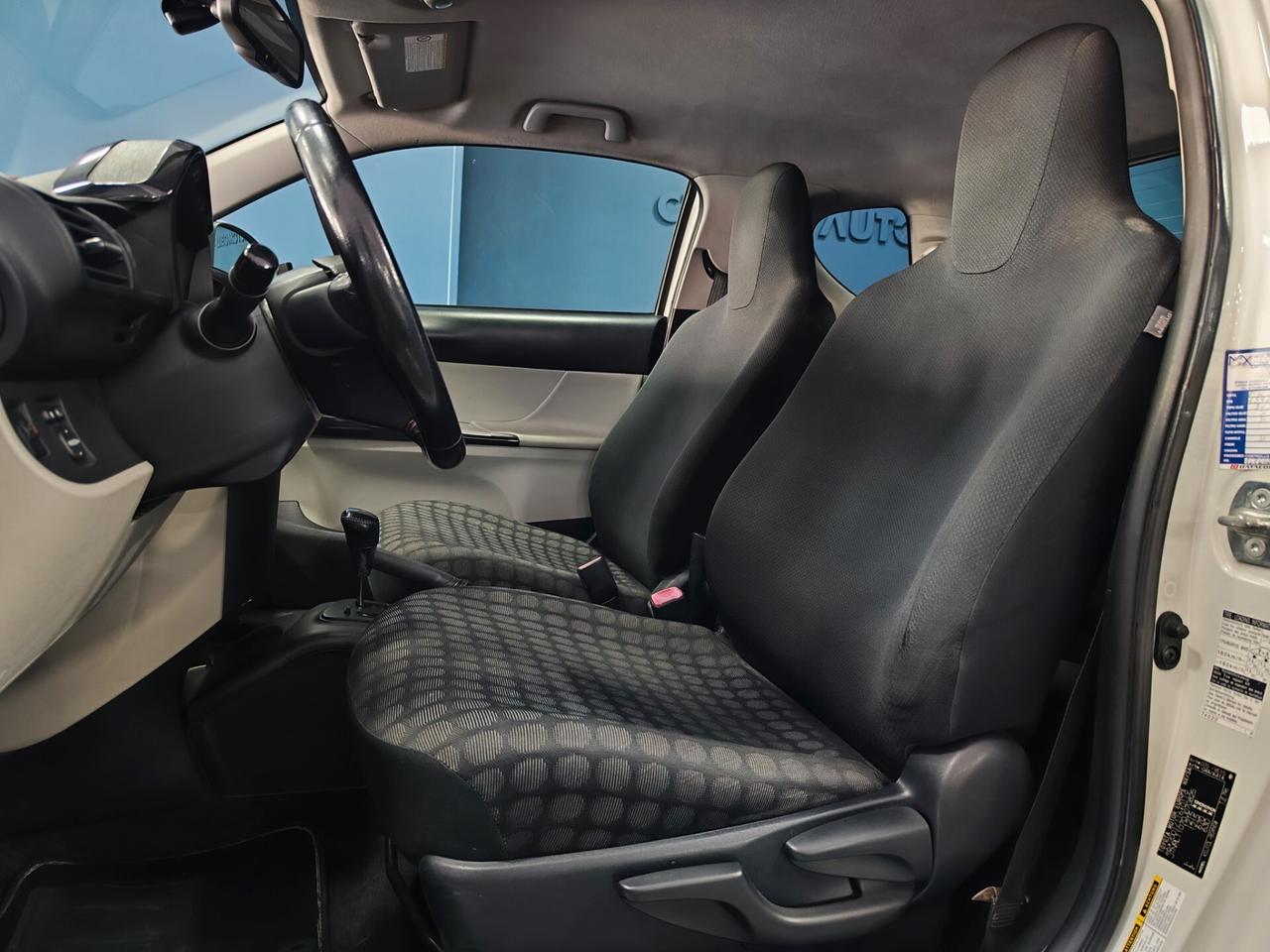 Toyota iQ 1.0 68cv CVT CAMBIO AUTOMATICO